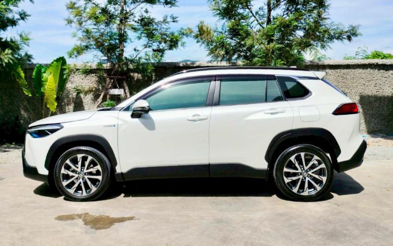TOYOTA COROLLA CROSS 1.8 HYBRID PREMIUM SAFETY ปี 2020