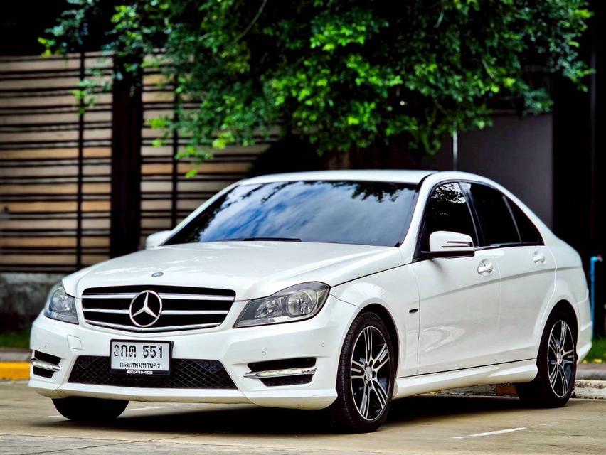 Mercedes benz 2