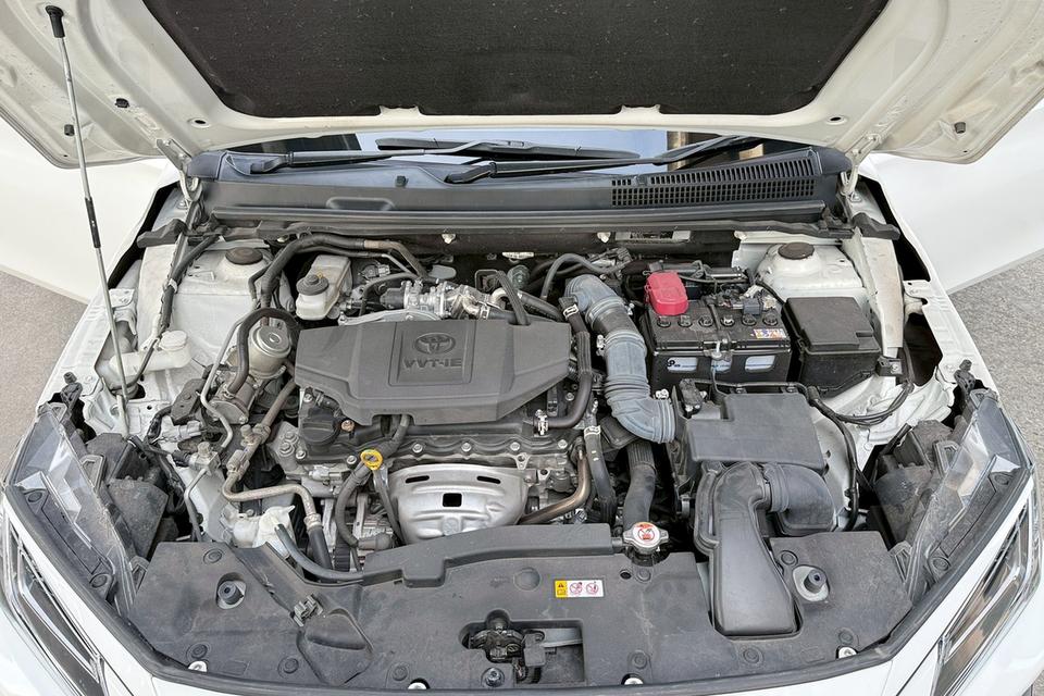 Toyota YARIS ATIV 1.2 Sport AT ปี 2024 รถสวยมือเดียว ไมล์น้อย 11