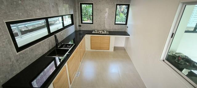 บ้านเดี่ยว 2 ชั้น หมู่บ้าน สินทรัพย์นคร พุทธมณฑลสาย 2 เขตบางแค กรุงเทพฯ รีโนเวทใหม่ทั้งหลัง ดีไซน์โมเดิร์น 12