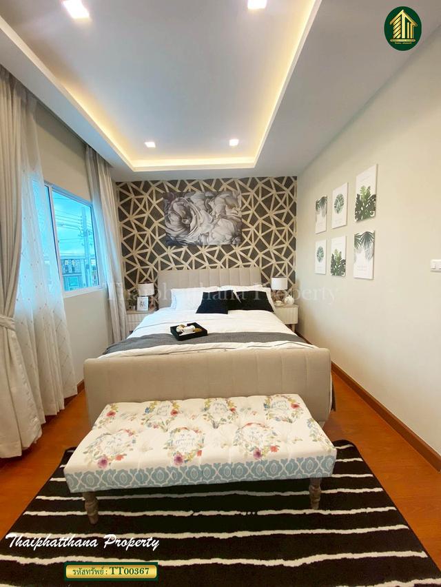 ไลโอ บลิสซ์ ลาดกระบัง-ฉลองกรุง 12