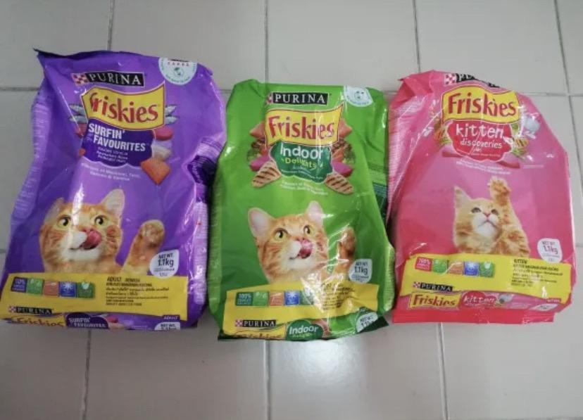 อาหารแมว Friskes 1