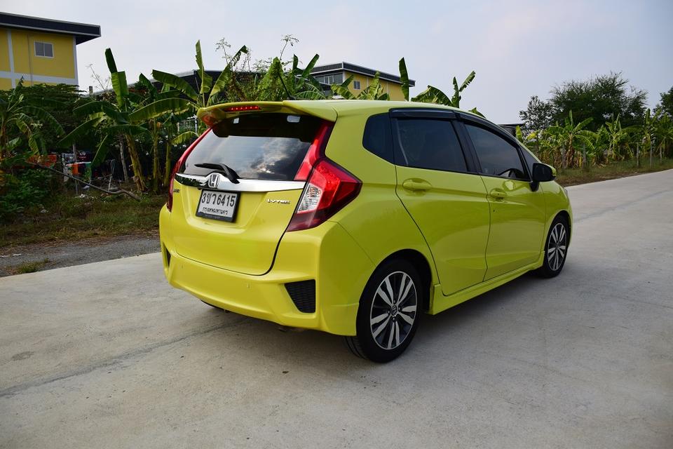 ขายเพียง 338000บาท / ฟรีดาวน์ JAZZ GK รถมือเดียว ตัวท็อป / แอร์จอ พุตสต๊าท กล้องหลัง /เมาติฟังชั่นส์ ครุสคอลโทล AIRB ตรงปก โทร0957401229 ไอดีไลน์ UTBP รูปที่ 13