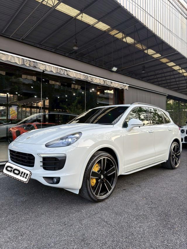 Porsche Cayenne s e-hybrid