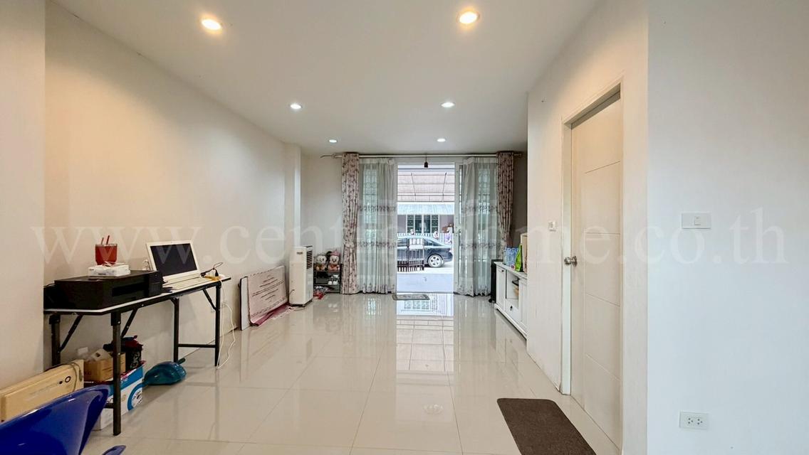 ทาวน์โฮม 3 ชั้น ดิ เอ็กซ์คลูซีฟ แคราย - งามวงศ์วาน หลังริม 4