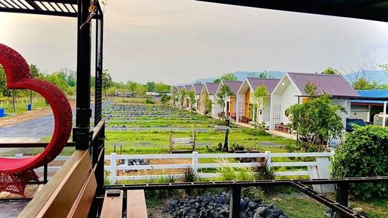 ขายธุรกิจรีสอร์ทและร้านอาหาร ขายโดยเจ้าของเองไม่มีนายหน้าพร้อมเทรนงานและหาลูกจ้างต่อให้ 1