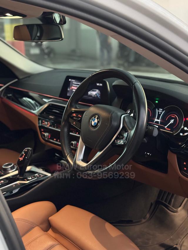 2020 BMW 530e Elite