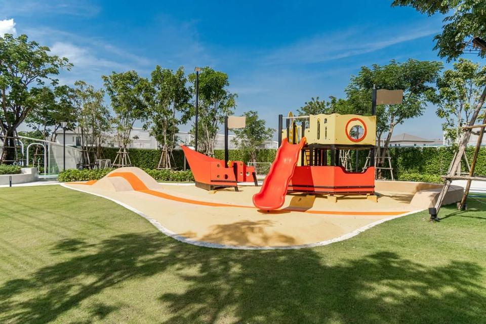 ฺBrixton 140 Sqm บ้านแฝด 2 ชั้น 3 ห้องนอน 3 ห้องน้ำ 2 ที่จอดรถ 20