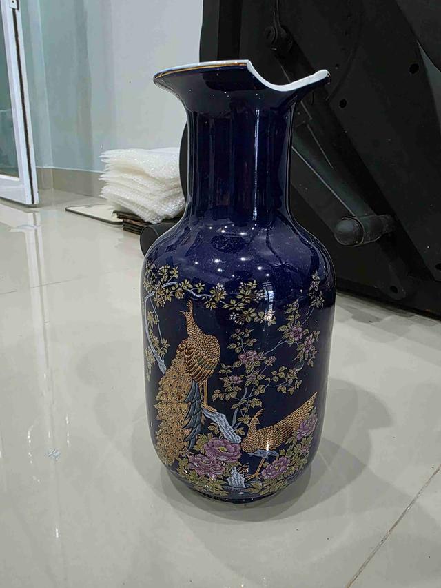 A.แจกัน สวย ลายนกยูง หายาก รุ่นเก่า ของสะสม สวยหายาก น่าสะสม ขายตามสภาพ พร้อมส่ง
