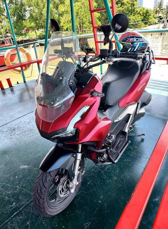 Honda ADV 150  สีแดงดำ 2