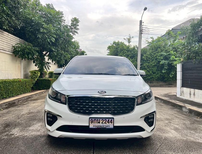 รหัสรถ AP2244 KIA Grand Carnival Minorchange 2.2 EX 8AT ปี20 สีขาว 2