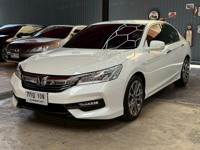 HONDA ACCORD 2.0 EL ปี 2017 รูปที่ 2