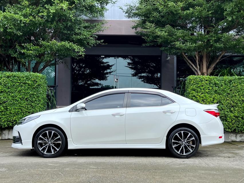 2019 TOYOTA ALTIS 1.8 ESPORT OPTION รถมือเดัยวออกป้ายแดง รถวิ่งน้อย ประวัติศูนย์ครบ ไม่มีอุบัติเหตุครับ 6