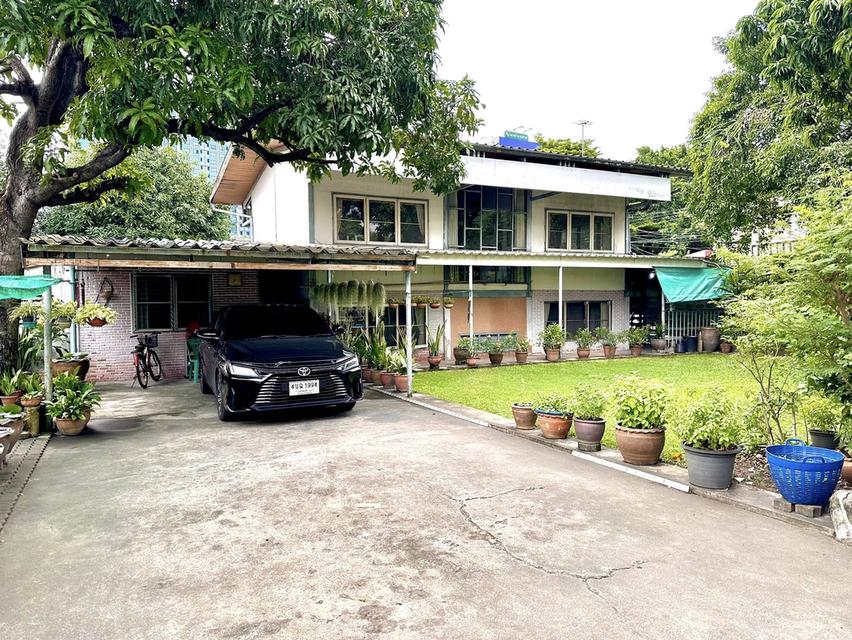 ขายที่ดินแถมบ้านเก่าสไตล์วินเทจอายุบ้าน 57 ปี ไม่รวมเฟอร์ 1