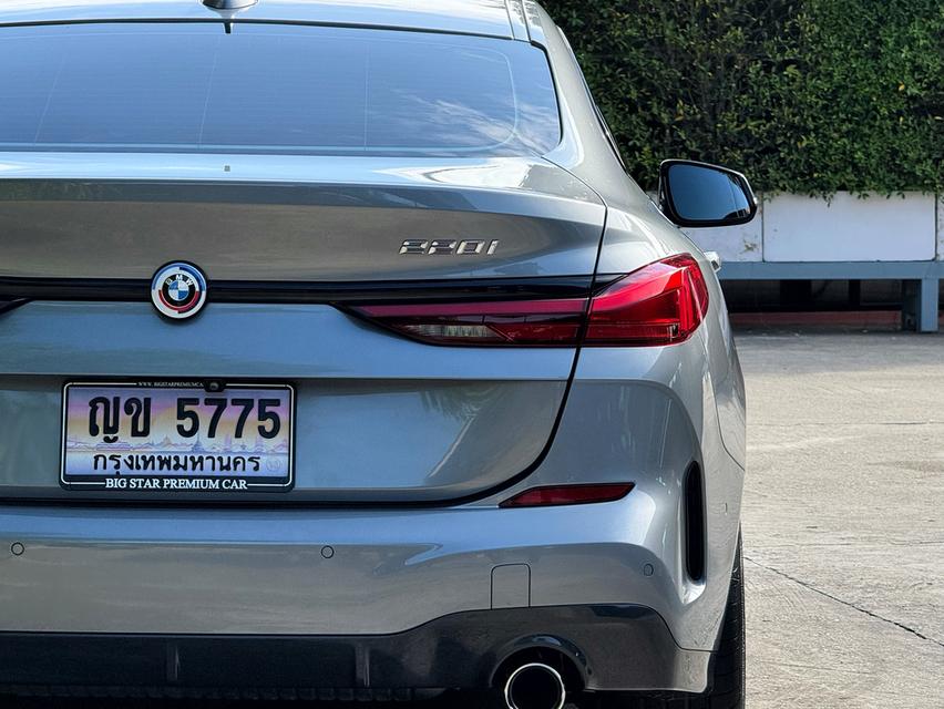 2022 BMW 220I MSPORT รถมือเดียวออกป้ายแดง รถวิ่งน้อยเพียง 50,000 กม ไม่เคยมีอุบัติเหตุ รถเข้าศูนย์ทุกระยะครับ 9