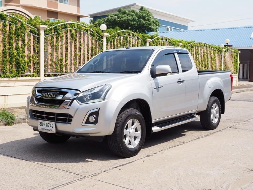 ISUZU D-MAX BLUE POWER SPACECAB HI-LANDER 1.9 DDI Z ปี 2016 เกียร์AUTO สภาพนางฟ้า