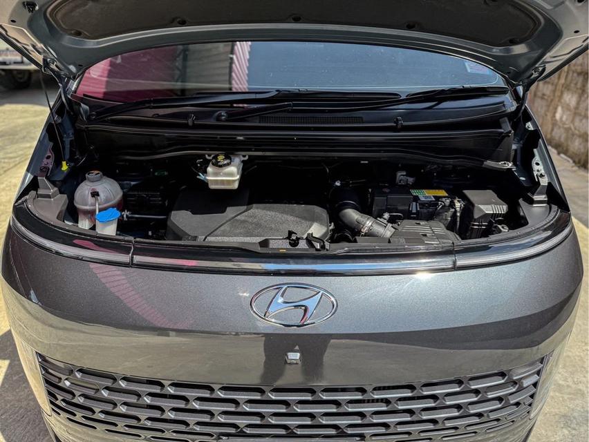 HYUNDAI STARIA 2.2 SEL 2021   18