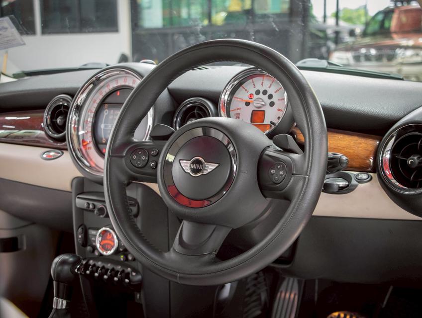 MINI COOPER 1.6 S ปี 2012 6