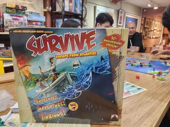 Survive (The island) Board game