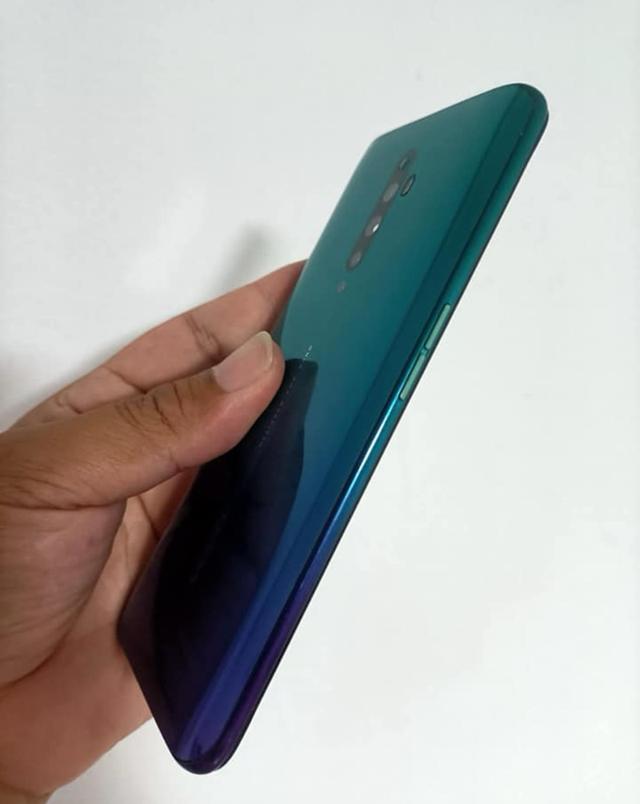 ขายโทรศัพท์รุ่น Oppo Reno 2 3