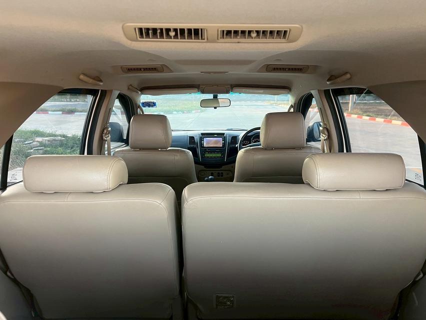 Toyota Fortuner 3.0 4WD TRD Sportivo ปี 2009 สีขาว เกียร์ออโต้ รูปที่ 17