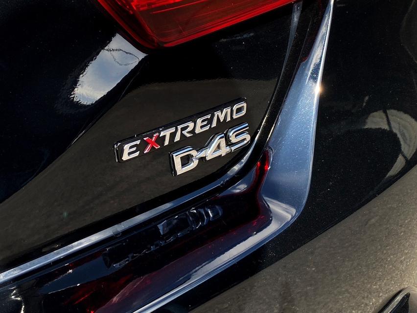 Toyota Camry 2.0G Extremo 10