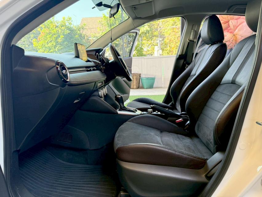 MAZDA MAZDA2 1.3 Sports High Plus ปี2017รถบ้านแท้ ออพชั่นจัดเต็ม 9