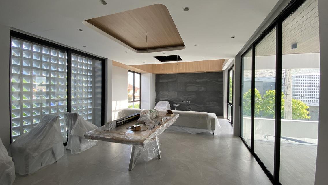 ที่ดินพร้อมสิ่งปลูกสร้าง 15