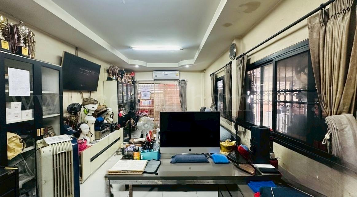 บ้านเดี่ยว โชคชัย 4 ซอย 20 ลาดพร้าว หลังมุม ราคาถูก 6