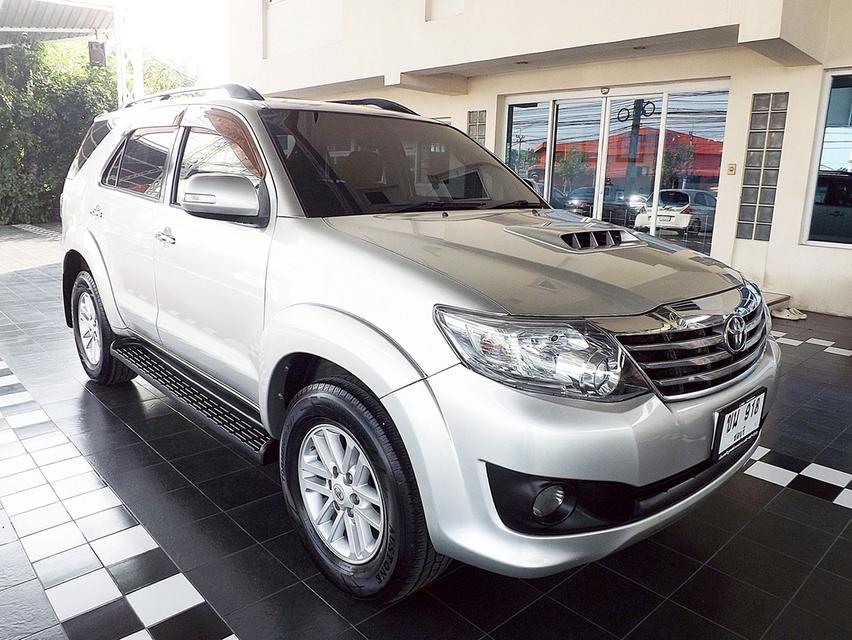 รหัสรถ KCY918 TOYOTA FORTUNER 3.0V NAVIGATOR AUTO ปี 2013 สีเทา รูปที่ 3