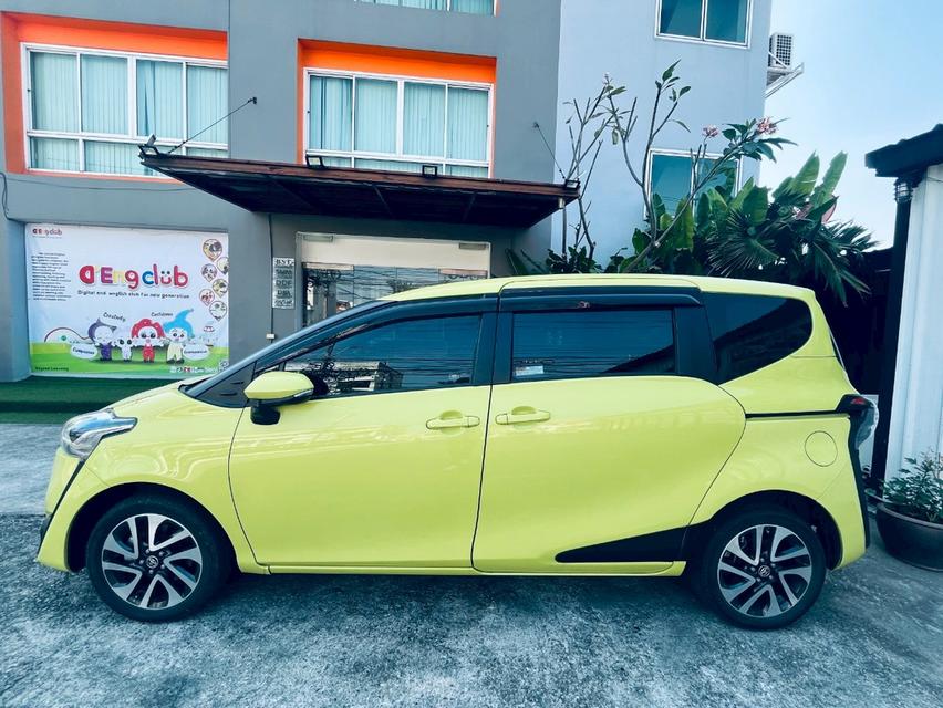 รถยนต์ Toyota Sienta รูปย่อยที่ 3