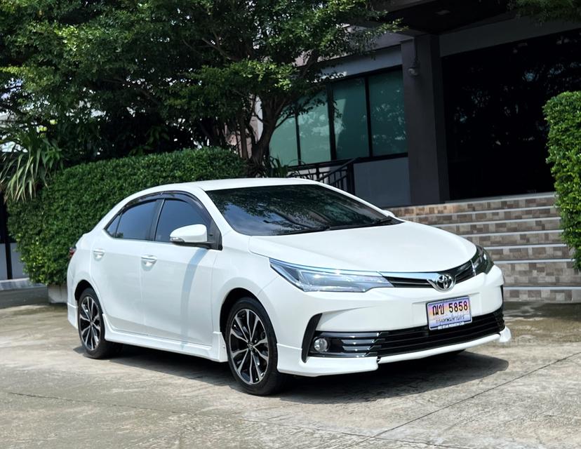 2019 TOYOTA ALTIS 1.8 ESPORT OPTION รถมือเดัยวออกป้ายแดง รถวิ่งน้อย ประวัติศูนย์ครบ ไม่มีอุบัติเหตุครับ