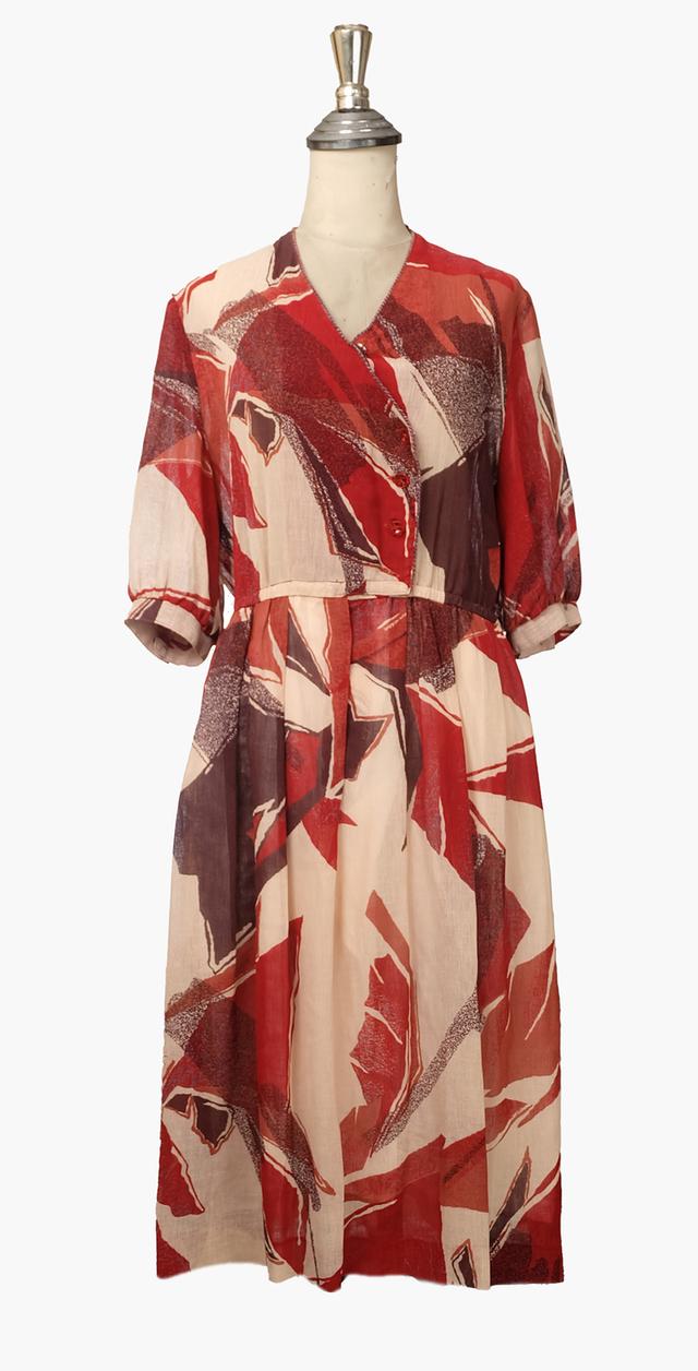 ชุดวินเทจ หลากหลายสไตล์ ชุดเดรส สีสวยสดใส