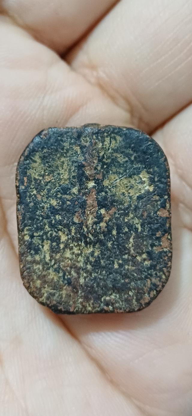 หลวงพ่อปานวัดบางนมโค พิมพ์ไก่หางพวง(นิยม) รูปที่ 2