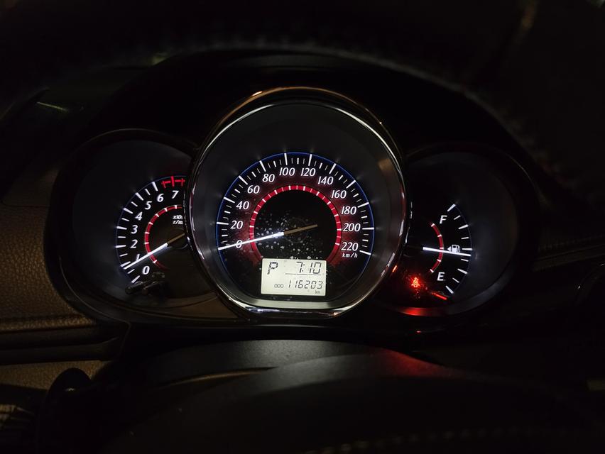 ขายรถยนตร์vios ปี2015