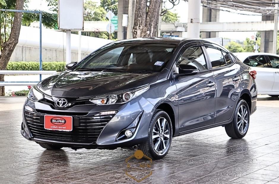 รถยนต์ toyota 10