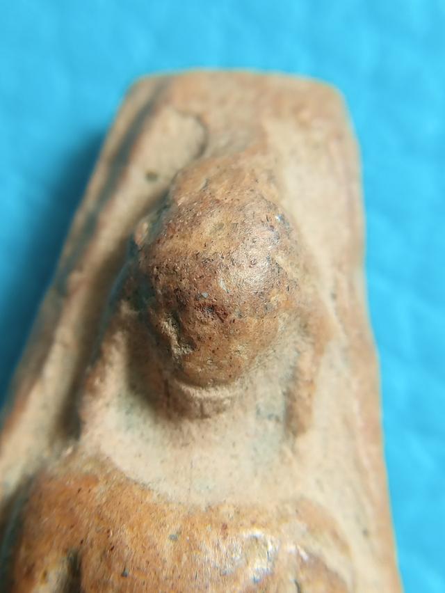 พระผงสุพรรณเก่านึกนุ่มโทนส้มนวลเทา รูปที่ 5