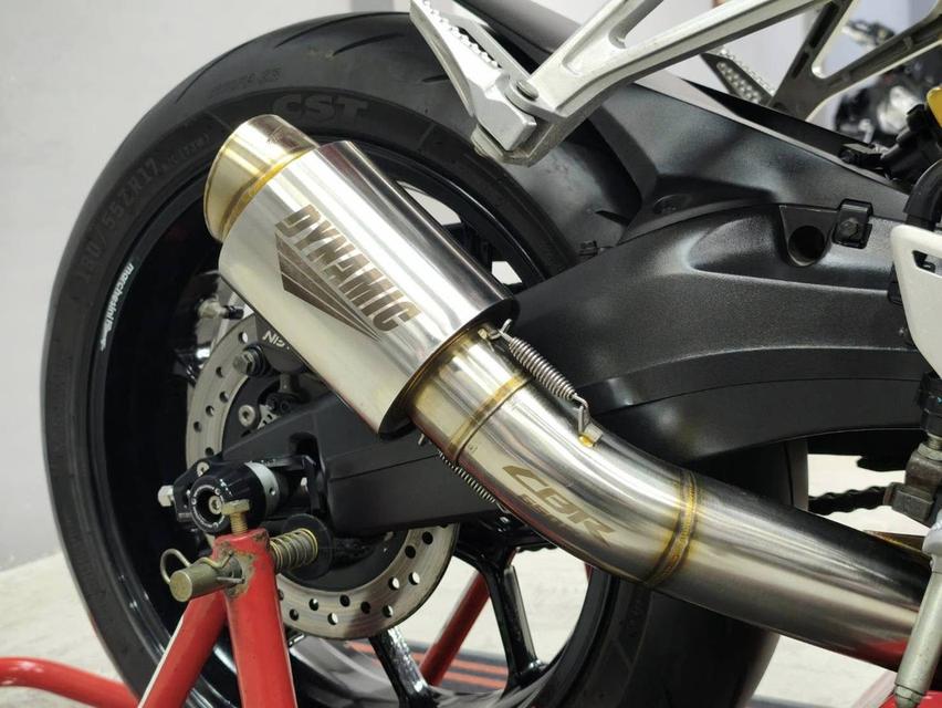 ออกรถ 0 บาท Honda Cbr650r ปี 2020 แต่งเต็ม รูปที่ 13