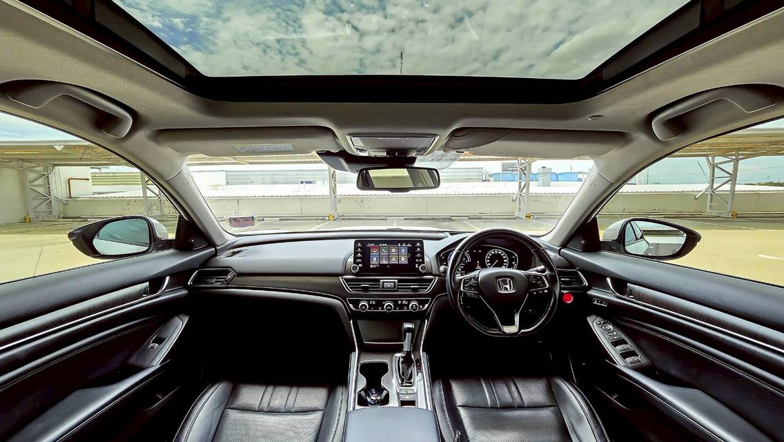 ขาย Honda Accord 2.0Hyrid Tech ปี20 12