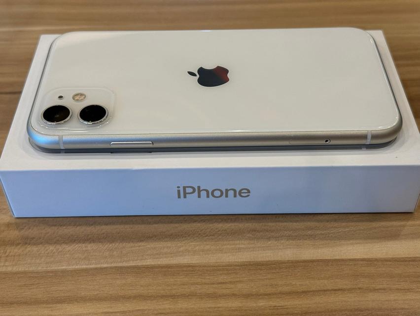 iPhone 11 เครื่องศูนย์ไทย สี White 3