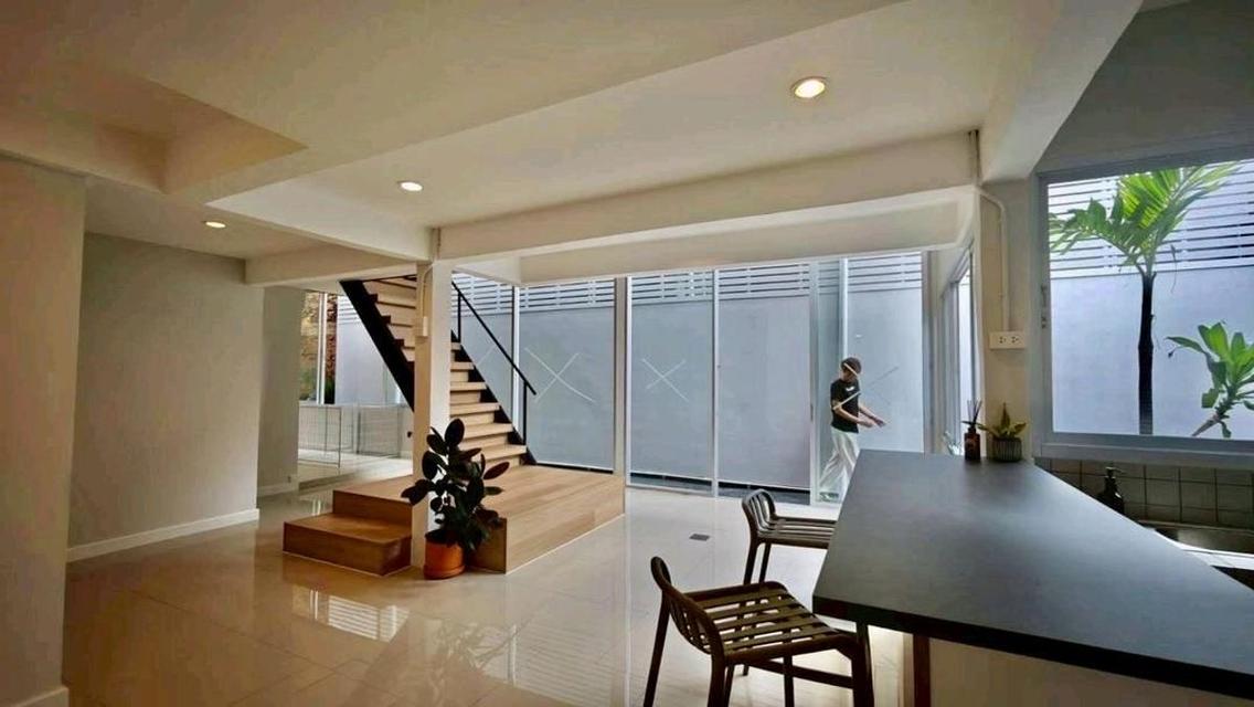 บ้านเดี่ยว 2 ชั้น หลังใหญ่