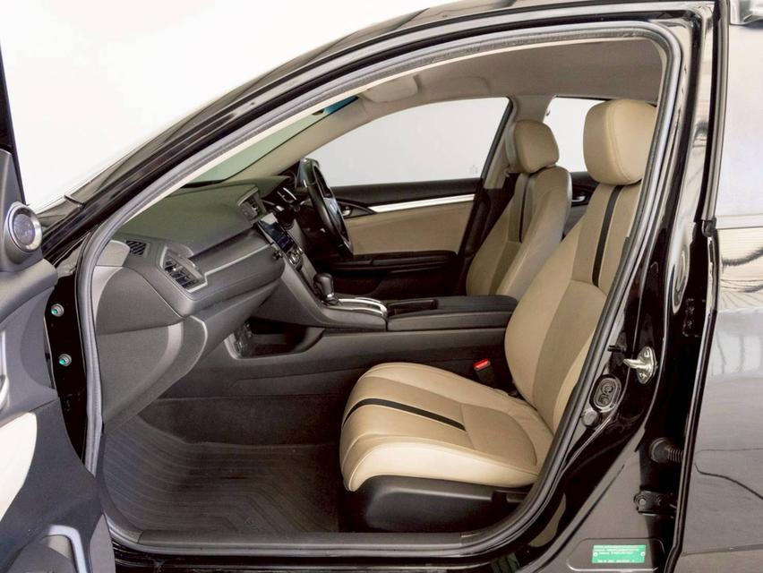 HONDA CIVIC 1.8EL ปี 2017 ประกันเครื่องเกียร์3ปี3หมื่นkm 15