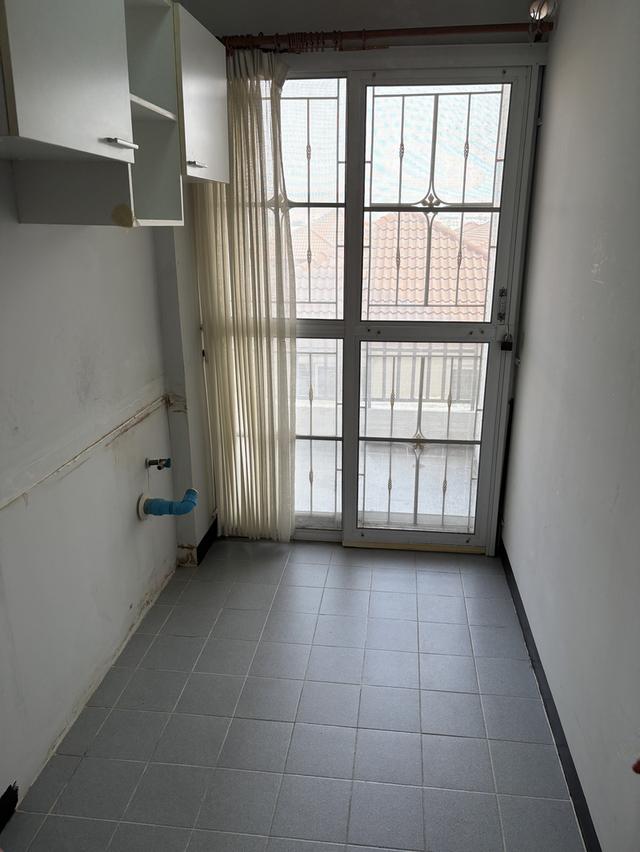 ห้องคอนโด เดอะคิทท์ คลองหลวง 4