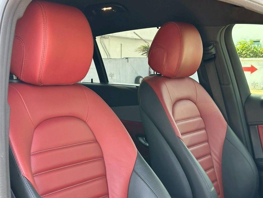 Mercedes Benz GLC220d Coupe AMG 2020 จด 2021  17