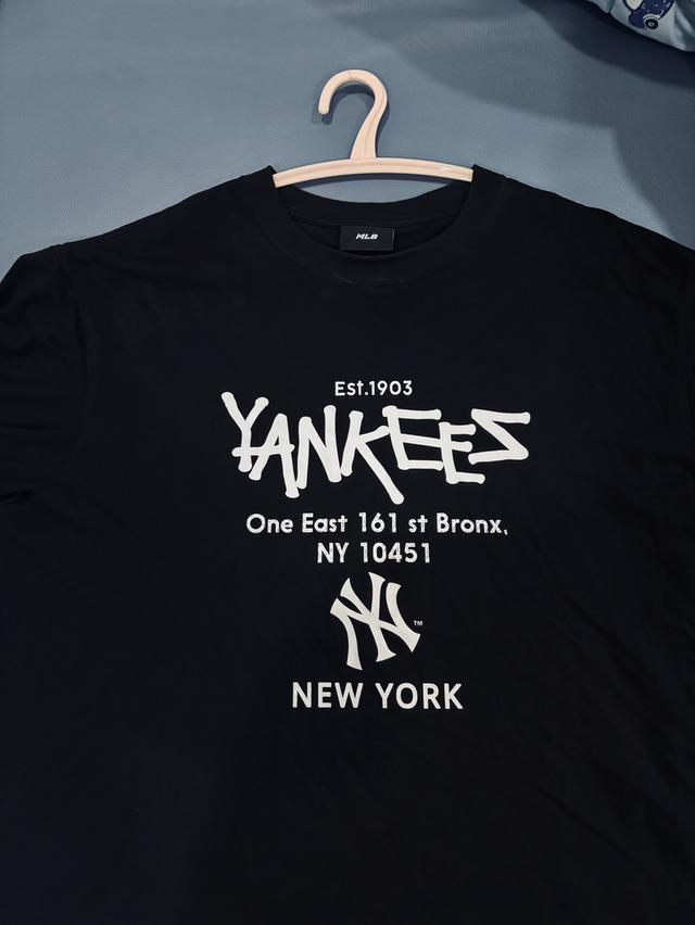 เสื้อ mlb x yankee มือสองของแท้