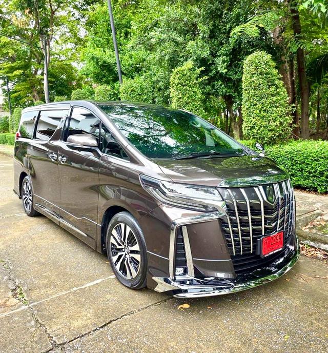 Toyota ALPHARD 2.5SC PACKAGE สี graphite (พิเศษ) ปี 2018 ไมล์ 40,000 กม.