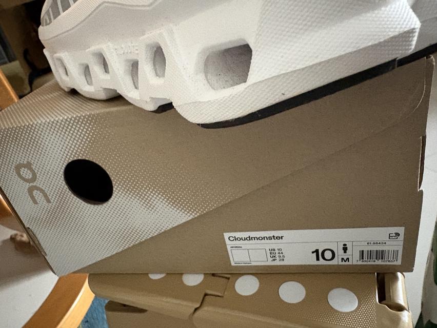 รองเท้าสนีกเกอร์ Sneakers ยี่ห้อ on cloud รูปที่ 8