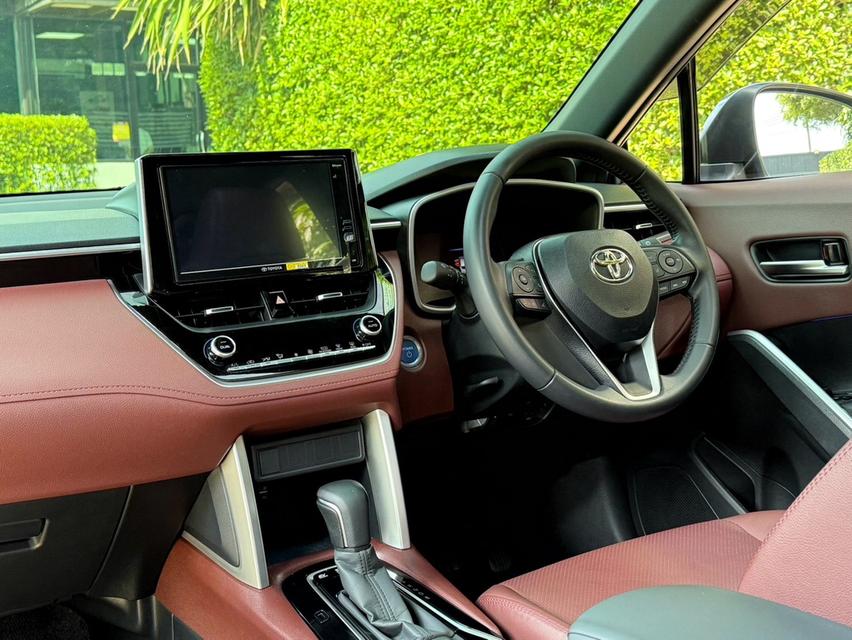 2021 Toyota CROSS HYBRID PREMIUM SAFETY รถมือเดียว เข้าศูนย์ตามระยะ รถไม่เคยมีอุบัติเหตุครับ 12