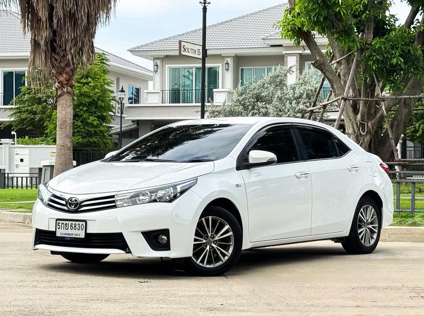(แจ้งรหัสรถ AVA6830) 🍊 Toyota Corolla Altis 1.8 E 2016