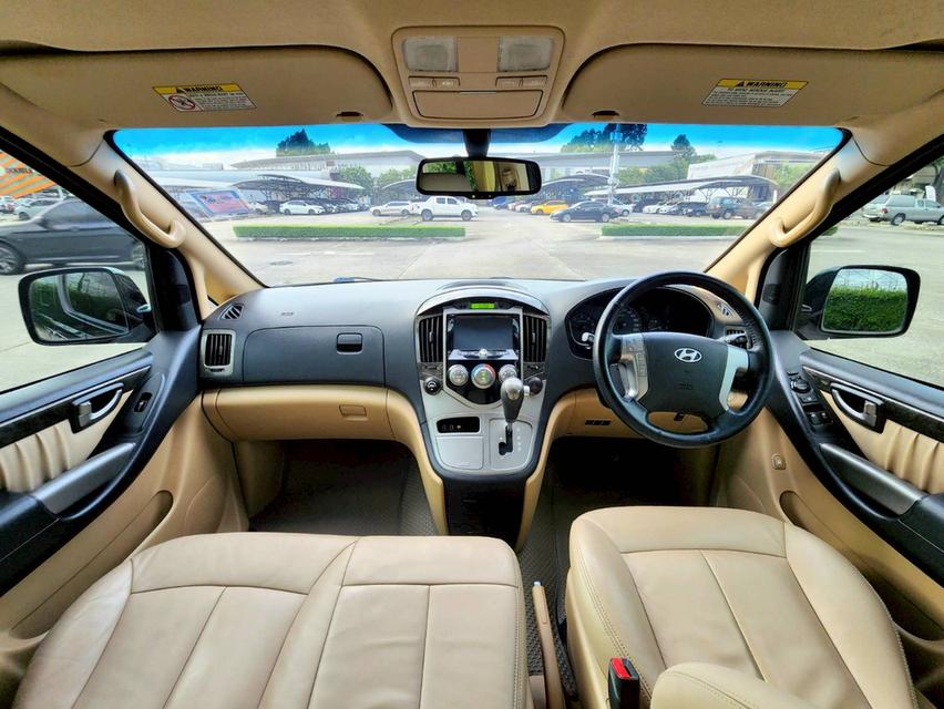 Hyundai Grand Starex 2.5Vip ปี16 8